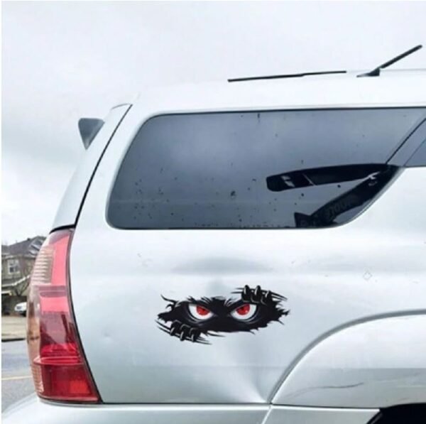 ملصق وحش غاضب